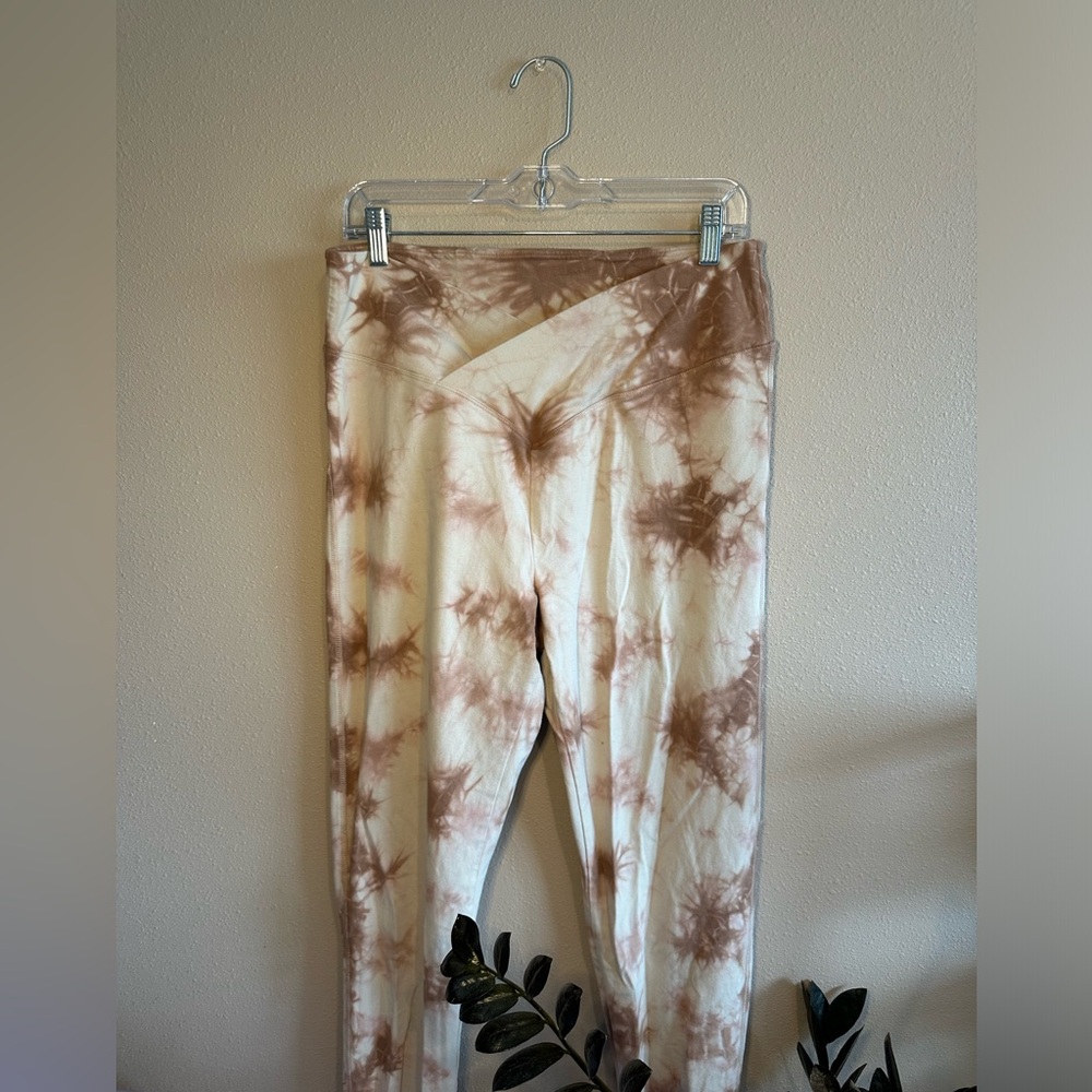 PINK- worn once tan tie dye leggings